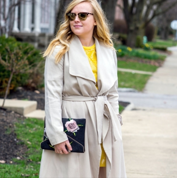 Rebecca Minkoff Embroidered Flowers Leo Nubuck Leather Envelope Clutch Zipper - Picture 2 of 2